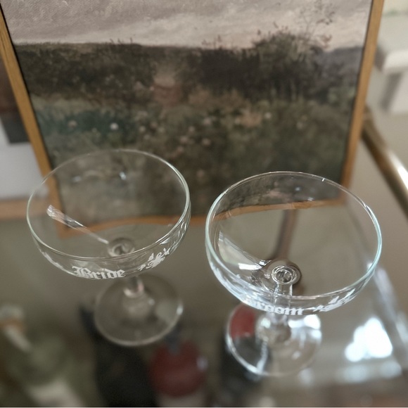 Vintage Bride & Groom Wedding Cocktail Glassware - Picture 2 of 3